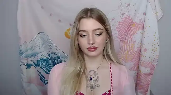 DelightCamila online show from January 28, 2025, 10:45 am