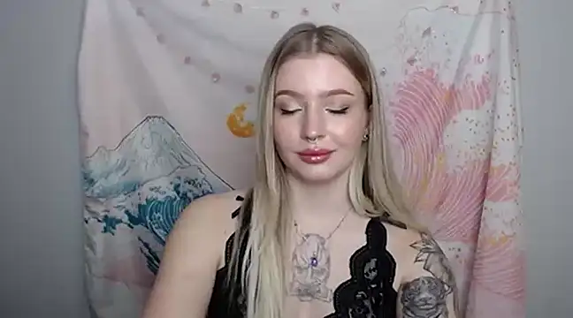 DelightCamila online show from January 21, 2025, 4:27 pm