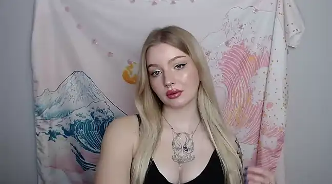 DelightCamila online show from February 4, 2025, 11:27 am