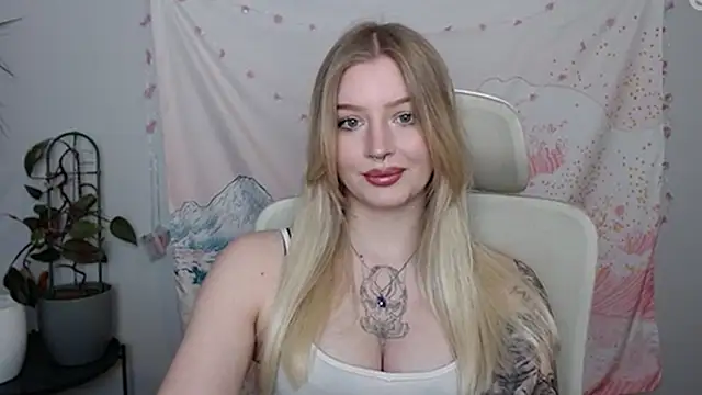 DelightCamila online show from March 9, 2025, 2:43 pm