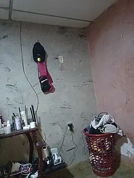 Snapshot of ammy_lee20 chatting on October 19, 2025, 9:17 pm ammy lee20 online show from October 19, 2025, 9:17 pm