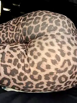 hottits25 online show from February 24, 2025, 9:09 pm