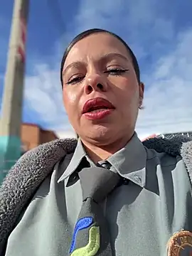 Snapshot of Ariana-07 chatting on October 22, 2025, 12:37 pm Ariana-07 online show from October 22, 2025, 12:37 pm