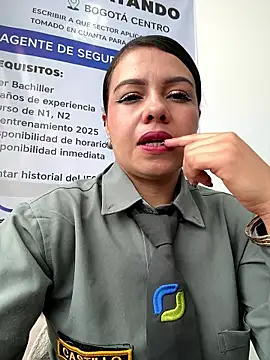 Snapshot of Ariana-07 chatting on January 13, 2026, 2:32 pm Ariana-07 online show from January 13, 2026, 2:32 pm