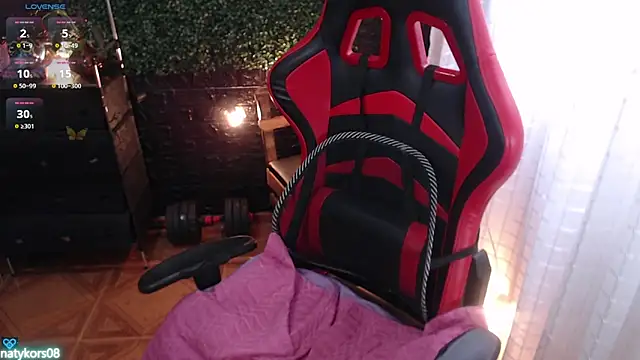 Snapshot of natyk_m chatting on February 25, 2026, 2:17 pm natyk m online show from February 25, 2026, 2:17 pm