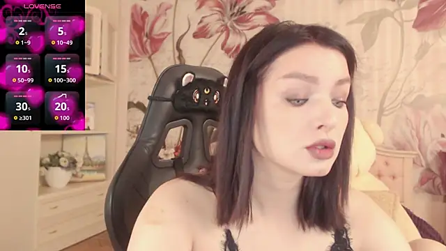 BritneyBarker online show from September 9, 2025, 1:49 am