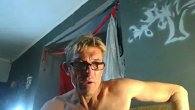 xylegs online show from February 21, 2025, 8:38 pm