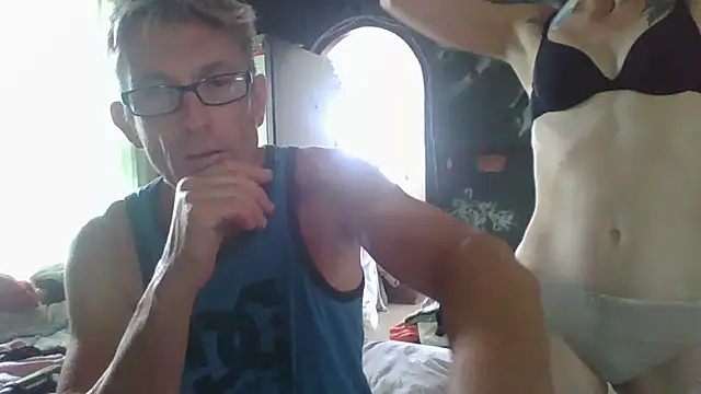 xylegs online show from February 8, 2025, 7:59 am