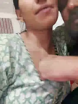 Snapshot of upgirl123 chatting on January 22, 2025, 4:12 pm upgirl123 online show from January 22, 2025, 4:12 pm