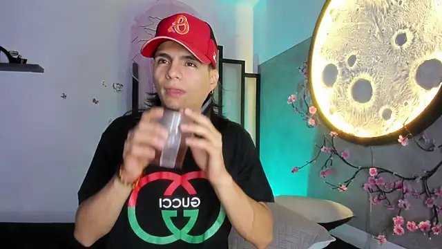 Martshall09 online show from April 7, 2026, 4:36 am