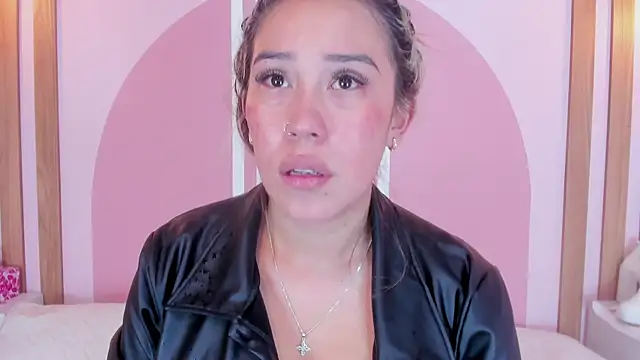 Lannajansen online show from March 23, 2026, 1:22 pm