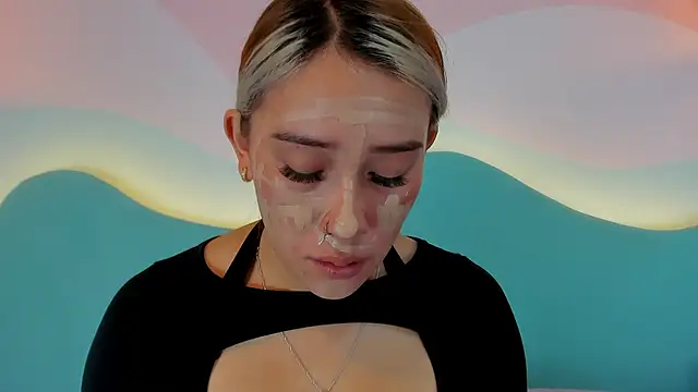 Lannajansen online show from February 19, 2026, 1:52 pm