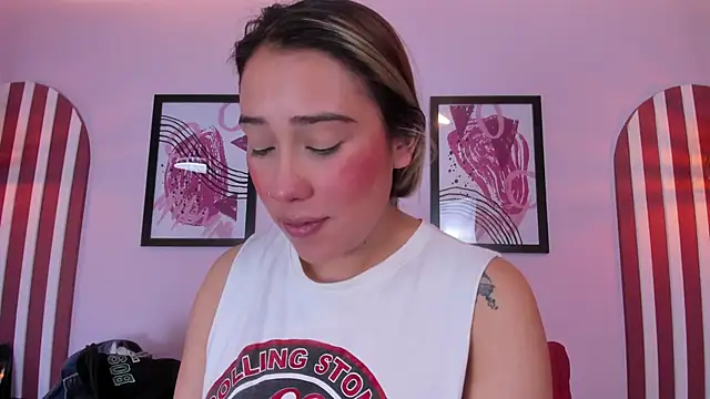 Lannajansen online show from October 4, 2025, 1:34 pm