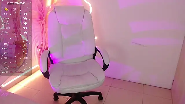 Sofi BBW online show from March 19, 2025, 3:51 pm