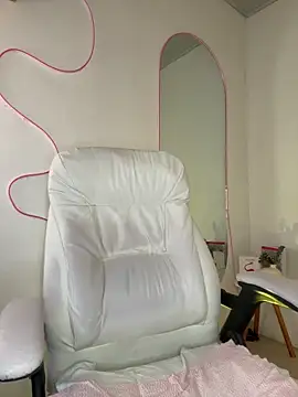 Snapshot of Sofi_BBW chatting on February 5, 2026, 12:45 pm Sofi BBW online show from February 5, 2026, 12:45 pm