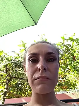 White Lu online show from February 22, 2026, 2:36 am