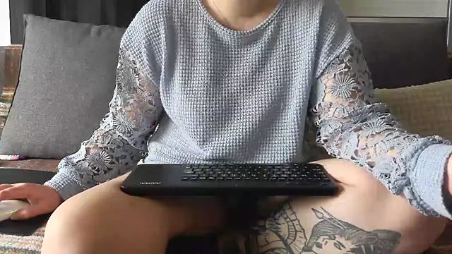 bunnyfox420 online show from March 14, 2026, 4:24 pm