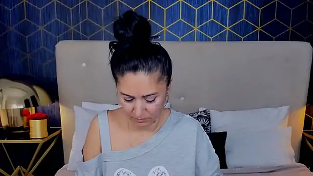 ValeryBlakes online show from November 2, 2025, 6:57 pm