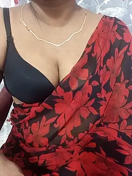 Snapshot of Vedha_Vedhika chatting on October 28, 2025, 11:31 am Vedha Vedhika online show from October 28, 2025, 11:31 am