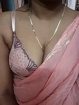 Snapshot of Vedha_Vedhika chatting on September 20, 2025, 8:58 pm Vedha Vedhika online show from September 20, 2025, 8:58 pm