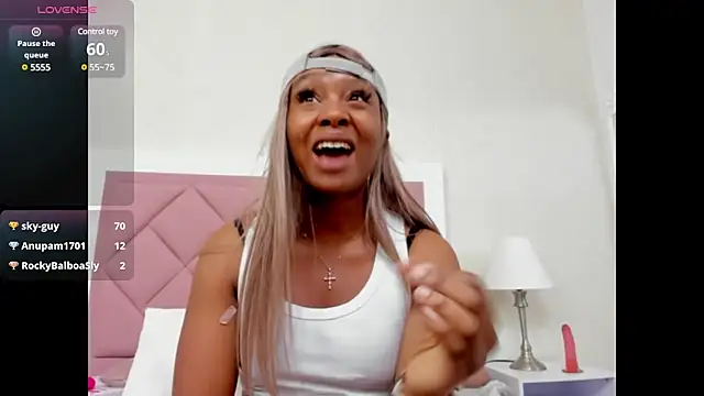 Snapshot of JennCarter_ chatting on February 13, 2025, 1:50 am JennCarter online show from February 13, 2025, 1:50 am