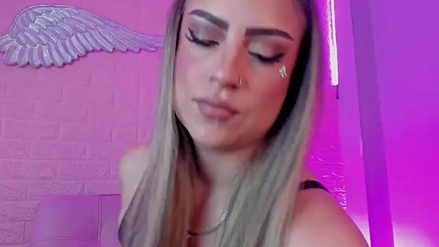 Valka praskov online show from November 18, 2025, 1:03 pm