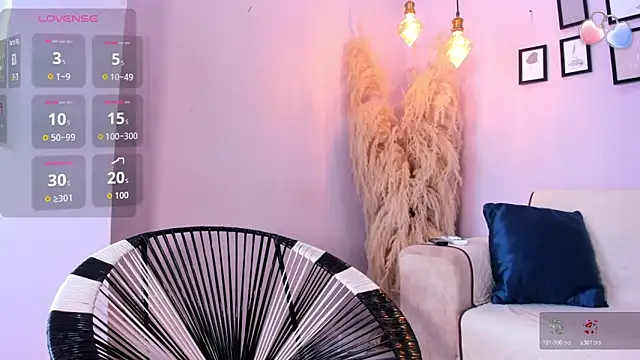 alana rossetti online show from November 20, 2025, 12:50 pm