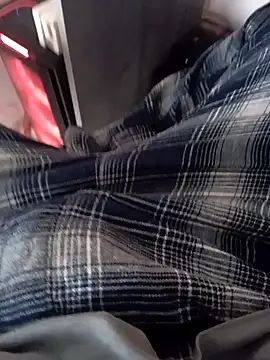 maros1312 online show from January 28, 2025, 1:38 pm