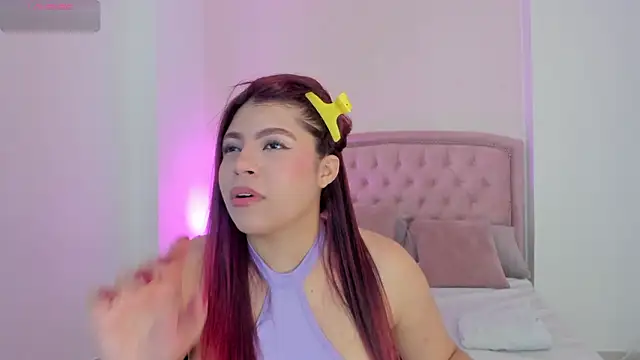 Kendall  Fox online show from February 3, 2026, 6:22 am