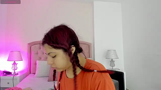 Kendall  Fox online show from October 27, 2025, 6:03 am