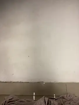 Boneca25 online show from February 13, 2026, 7:03 pm