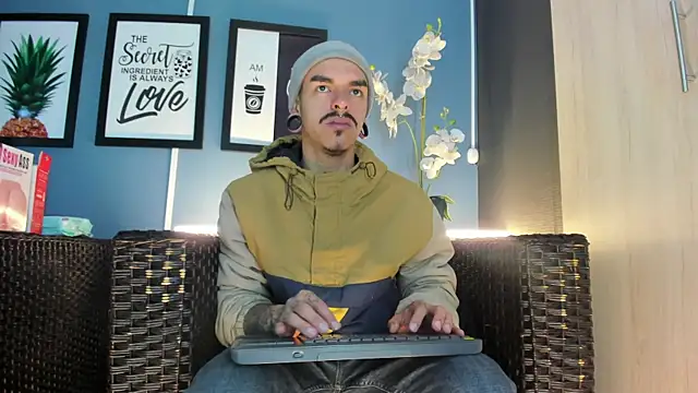 kaletattoo online show from November 26, 2025, 11:21 am