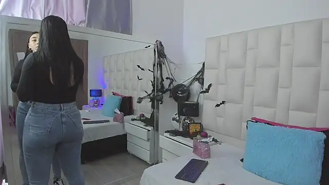 Ariana rouse online show from October 22, 2025, 4:50 pm