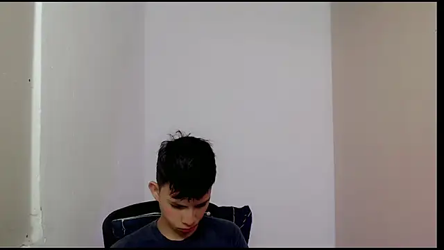 Alexxx lov online show from March 13, 2025, 12:24 pm