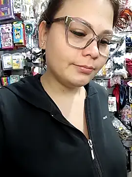 Vale Saenzz online show from March 12, 2026, 11:31 pm