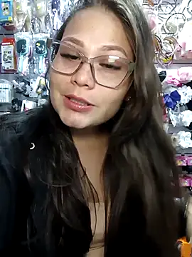 Vale Saenzz online show from April 1, 2026, 12:13 am