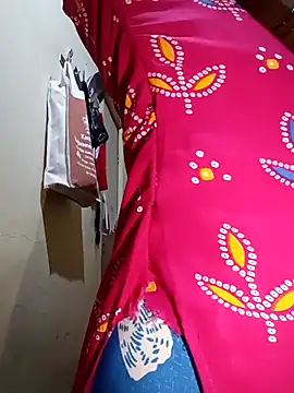 Snapshot of TeluguammayiMahi chatting on October 31, 2025, 11:33 pm TeluguammayiMahi online show from October 31, 2025, 11:33 pm