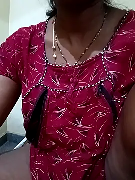 Snapshot of TeluguammayiMahi chatting on October 3, 2025, 10:33 pm TeluguammayiMahi online show from October 3, 2025, 10:33 pm