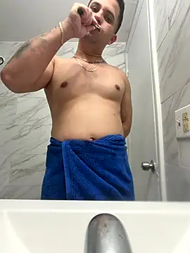 Rafi11 online show from November 28, 2025, 4:56 am