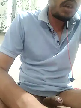 letsfunss008 online show from February 13, 2025, 6:26 pm