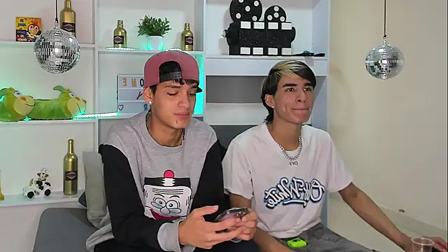 stiven santana online show from January 29, 2025, 2:19 am