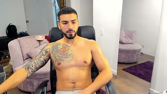 lorenzo blanc online show from February 26, 2025, 1:57 am