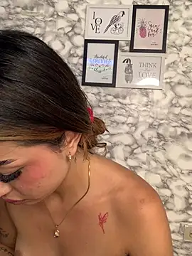 Miss karol online show from April 3, 2026, 10:38 pm