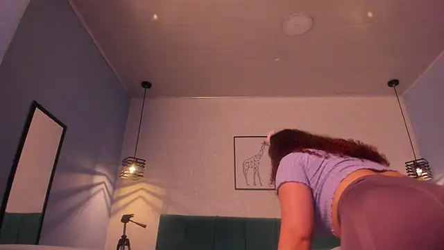 ninna curly online show from November 3, 2025, 5:56 am