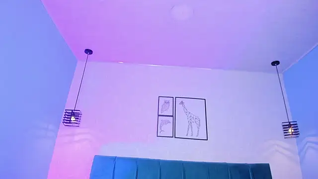 Snapshot of ninna_curly chatting on January 17, 2026, 6:17 am ninna curly online show from January 17, 2026, 6:17 am