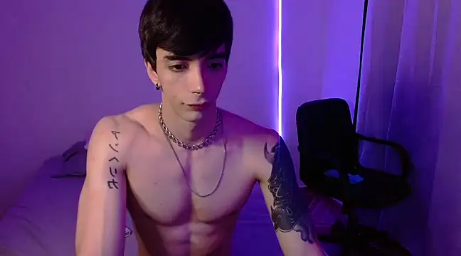 H3ll B0I online show from January 28, 2025, 5:22 am