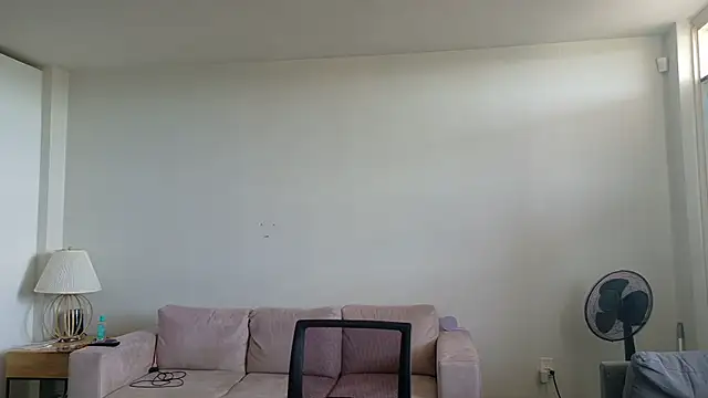 Snapshot of FreckleFaceBeauty chatting on October 2, 2025, 6:11 pm FreckleFaceBeauty online show from October 2, 2025, 6:11 pm