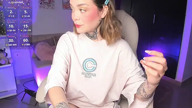 sabrinamoonie online show from September 20, 2025, 1:49 pm