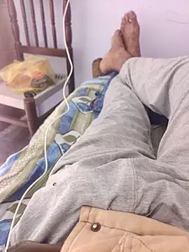 xmanrawan2 online show from February 16, 2026, 4:22 am