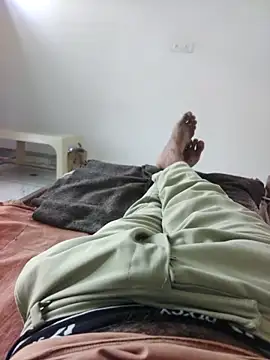 xmanrawan2 online show from October 28, 2025, 4:57 am